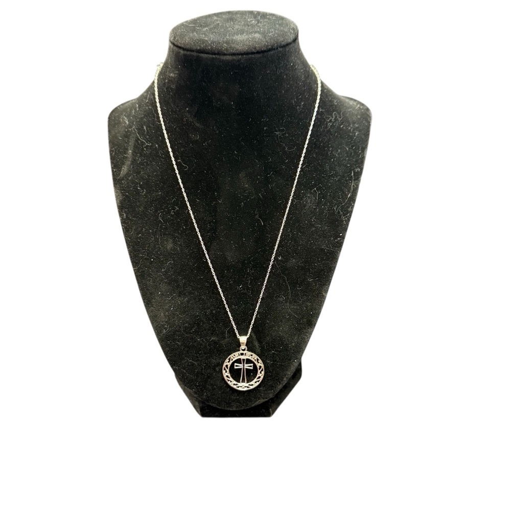 Avon Sterling Silver inspirational filigree Necklace with Pendant Believe NIB